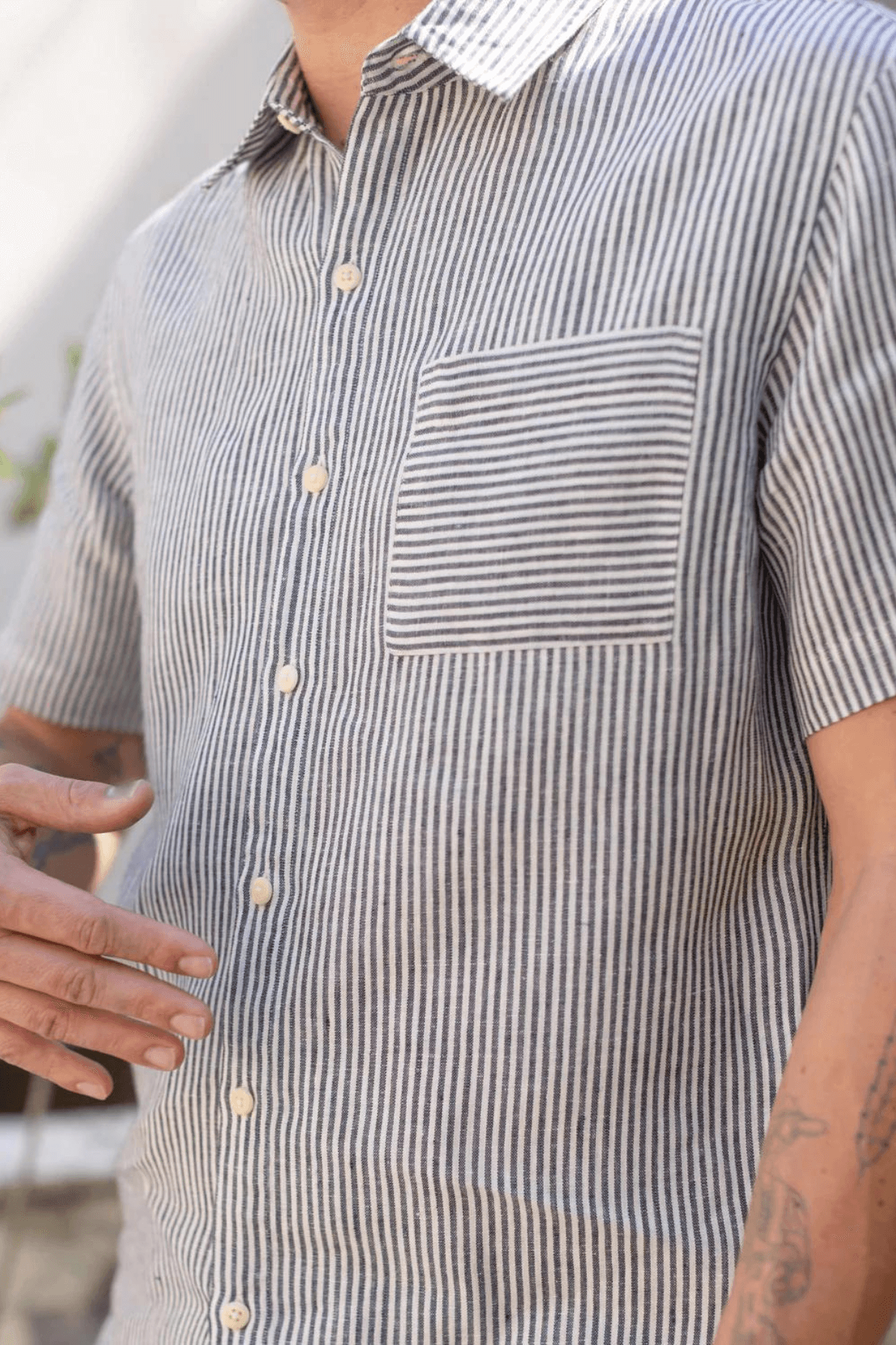 Alex Crane Ola Shirt Lines details