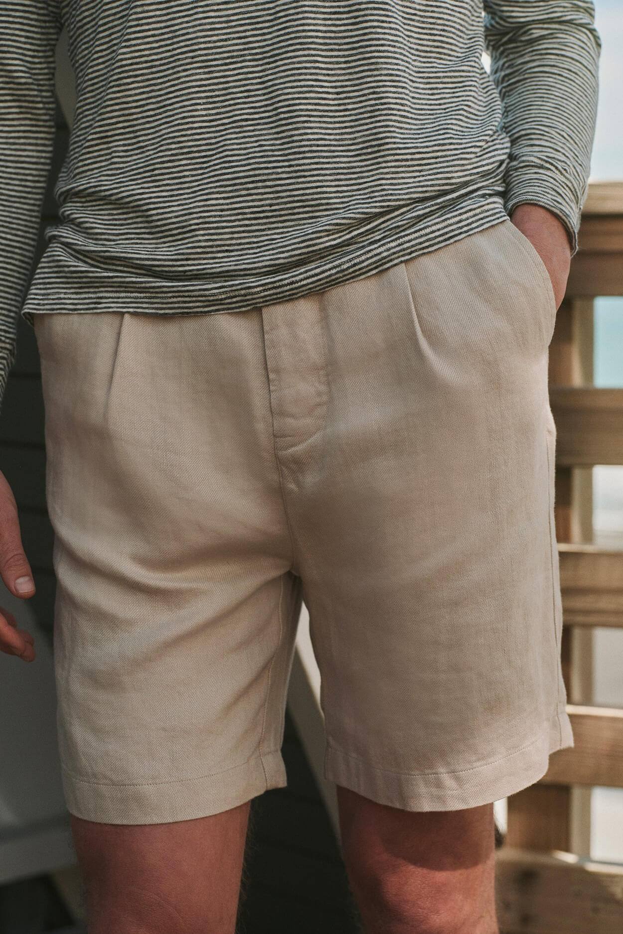 Alex Crane Alta Shorts in bone
