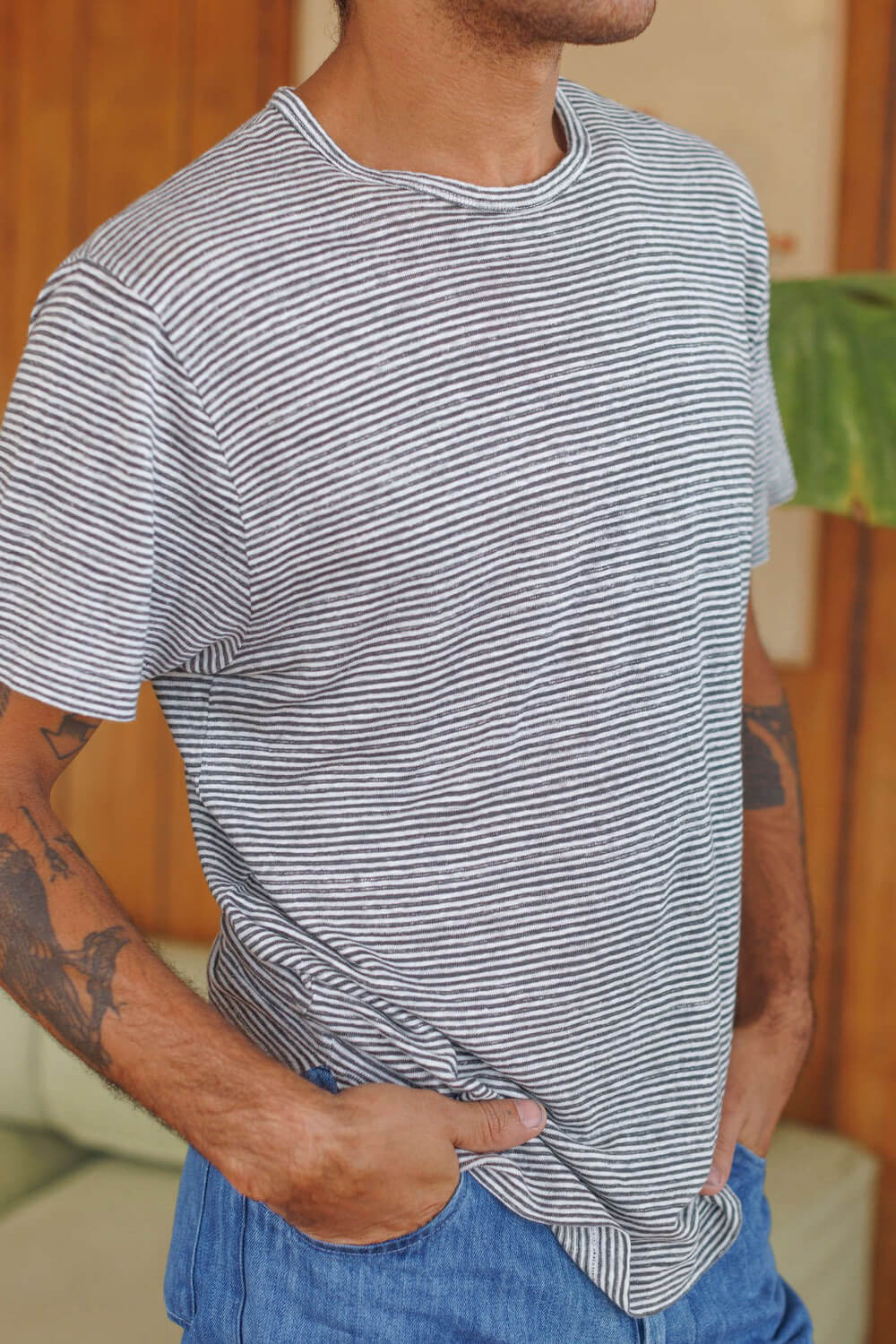 Alex Crane sun tee in lines lifestyle