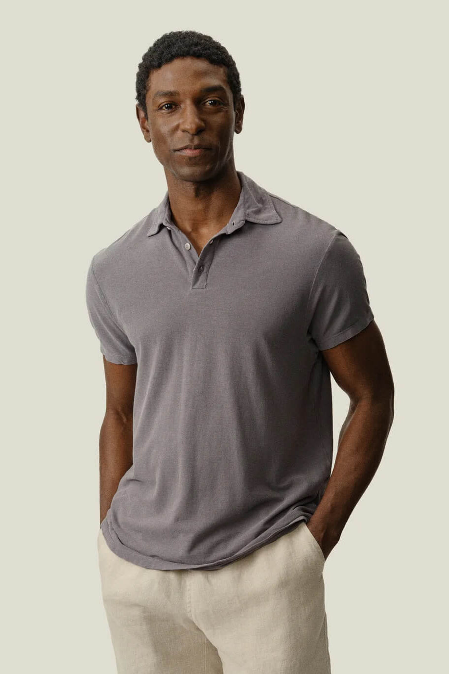 Man wearing the AlexCraneCrepePolo in Silver