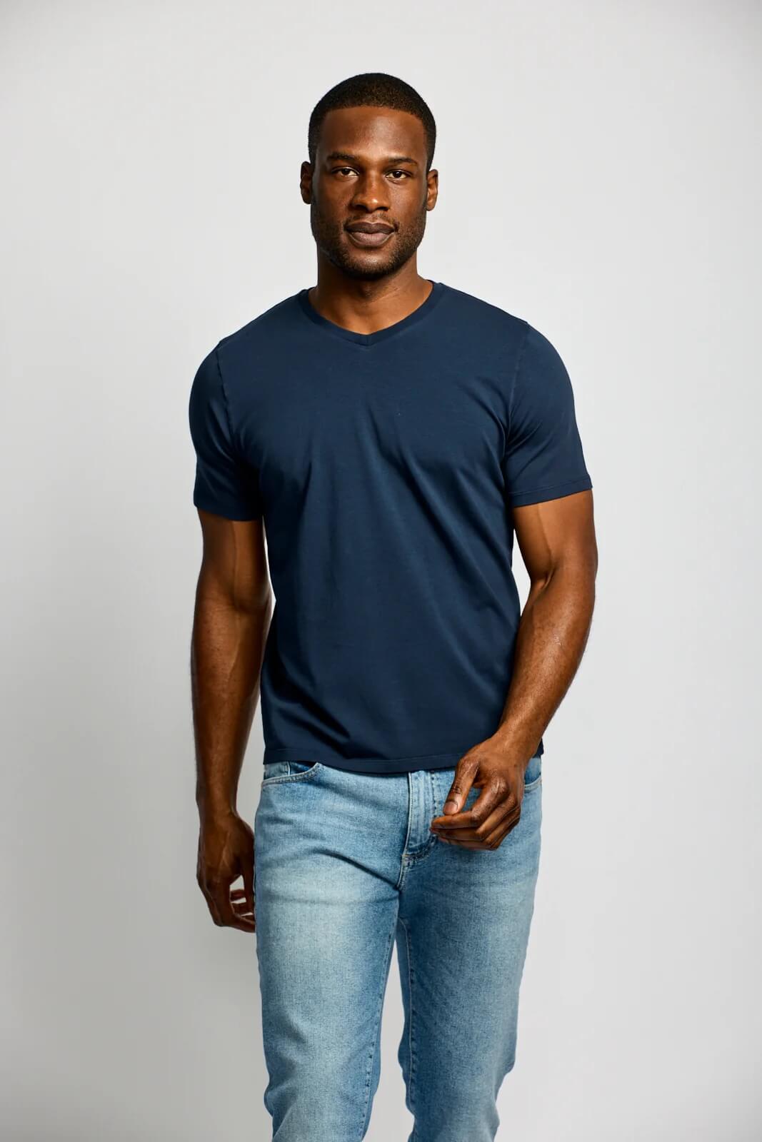 Easy Mondays VNeck T-Shirt in Navy