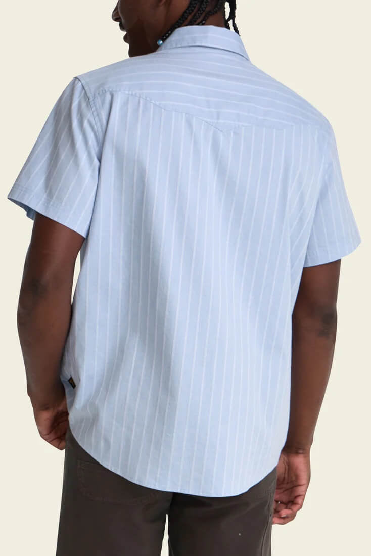 Howler Bros Crosscut Short Sleeve Deluxe Snapshirt in Surfbird Sky Oxford Dobby back fit