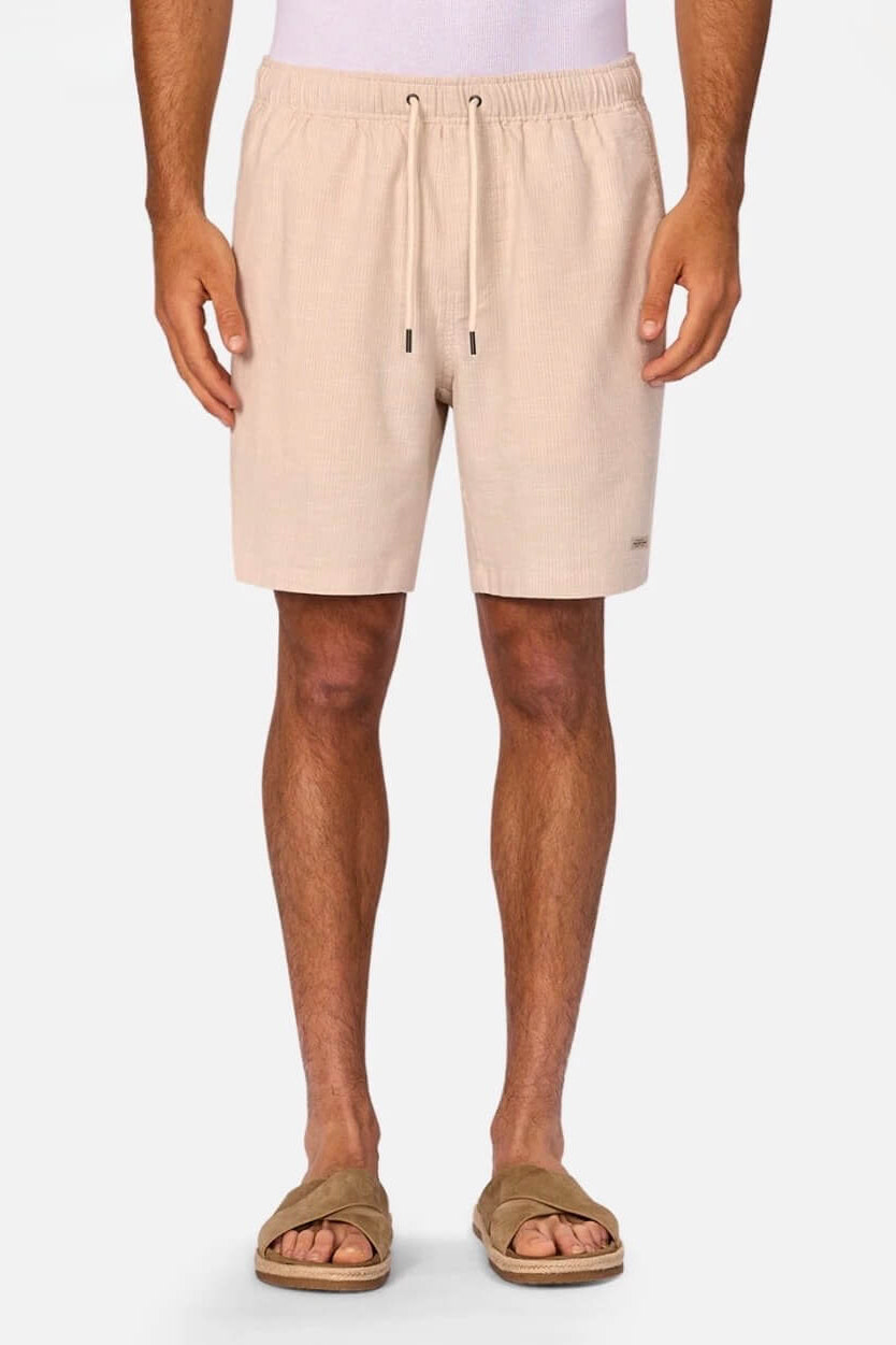 Industrie The Antonio Short in Wheat/Off White