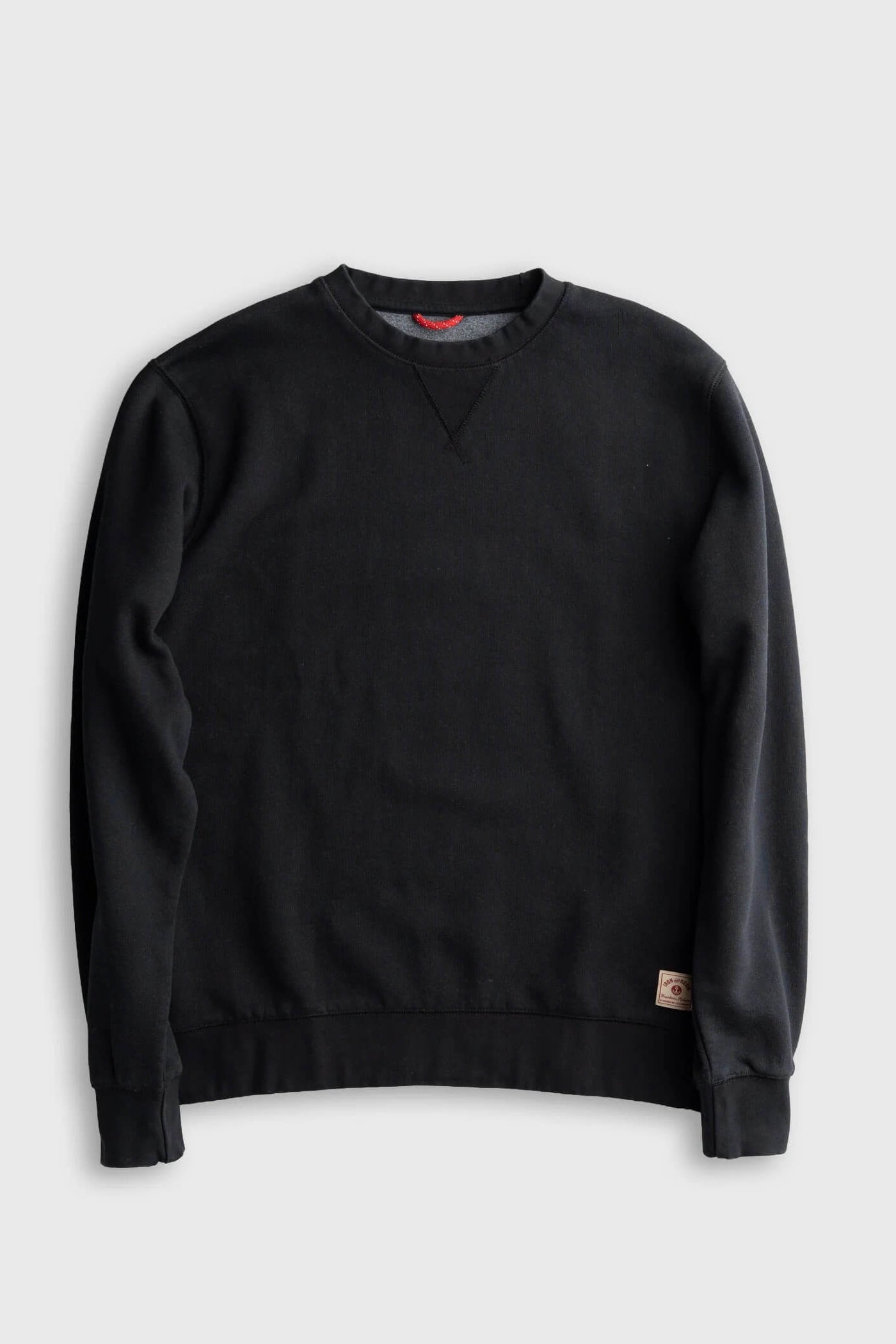 Iron & Resin Libertad Crewneck in Black