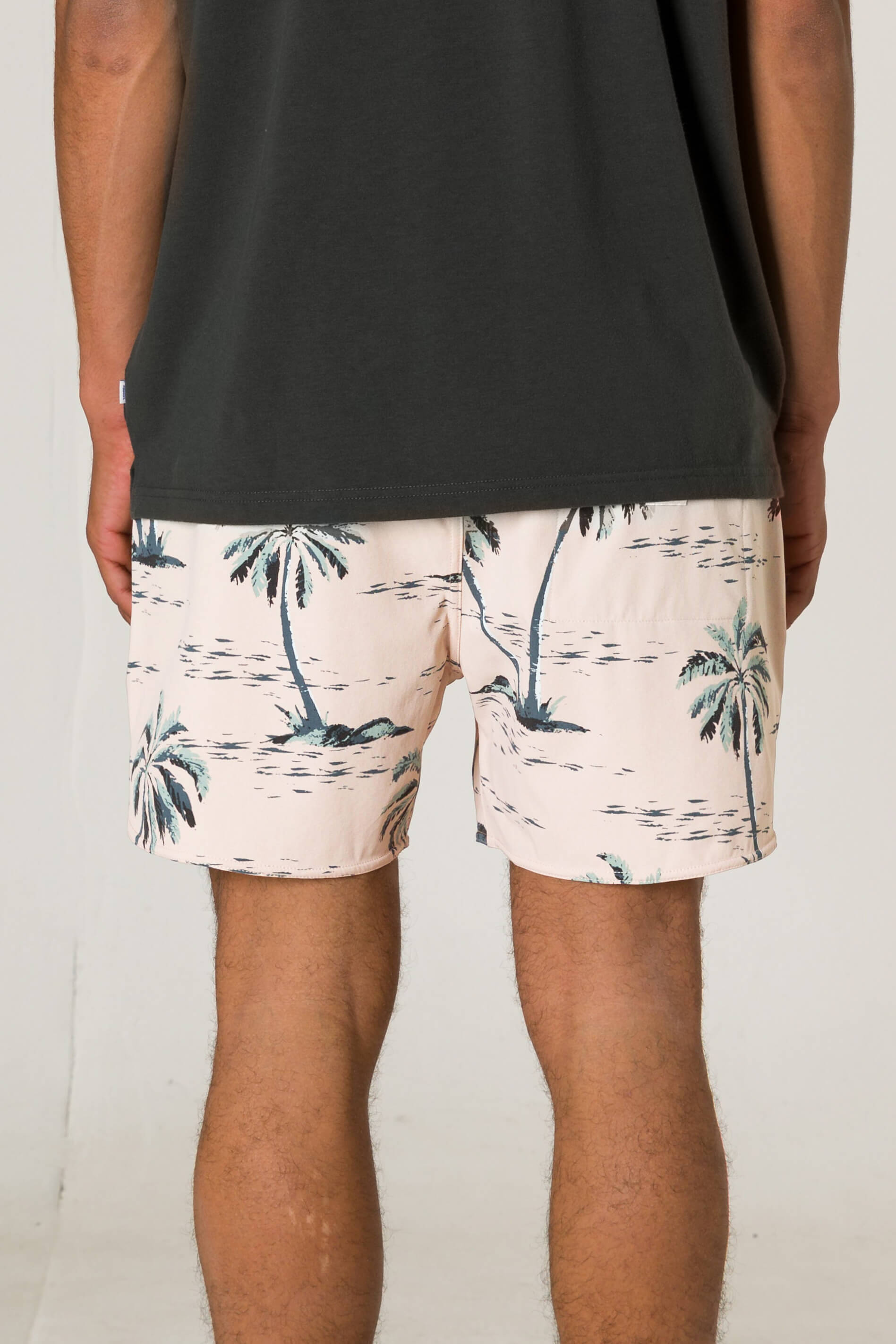 Katin Rover Short in almond peach vincent