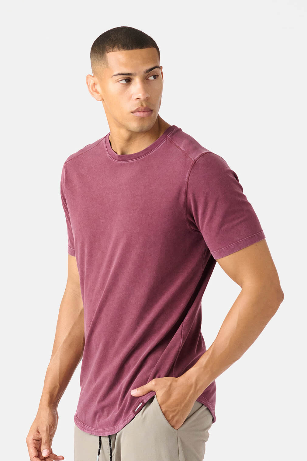 Legends Aviation Tee Curved Hem men's short sleeve T-shirt with relaxed fit and modern curved hem