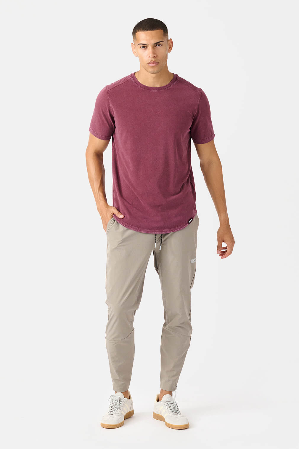 Legends Aviation Tee Curved Hem men's short sleeve T-shirt with relaxed fit and modern curved hem