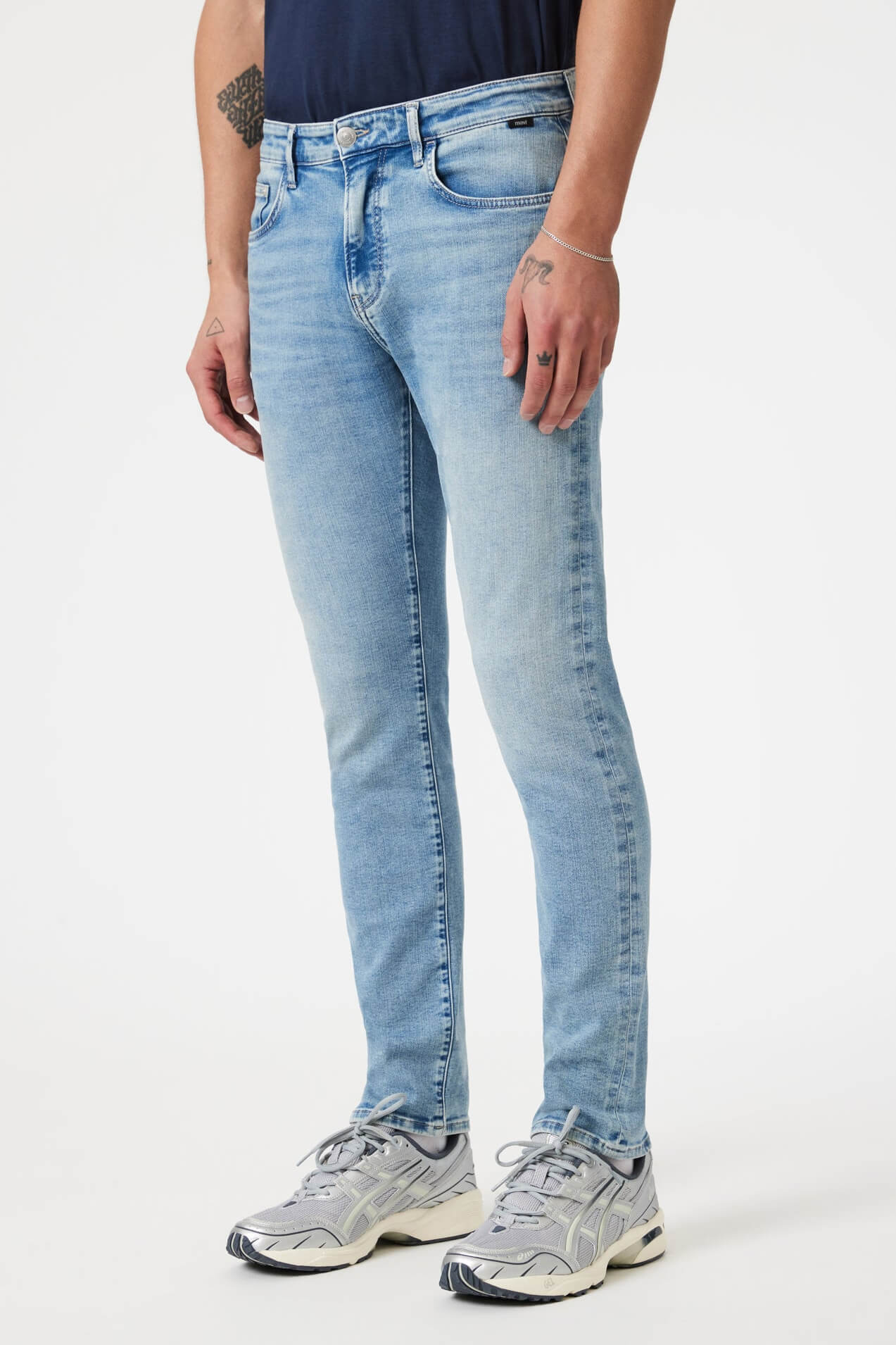 Mavi Jake SLim Leg in light feather blue