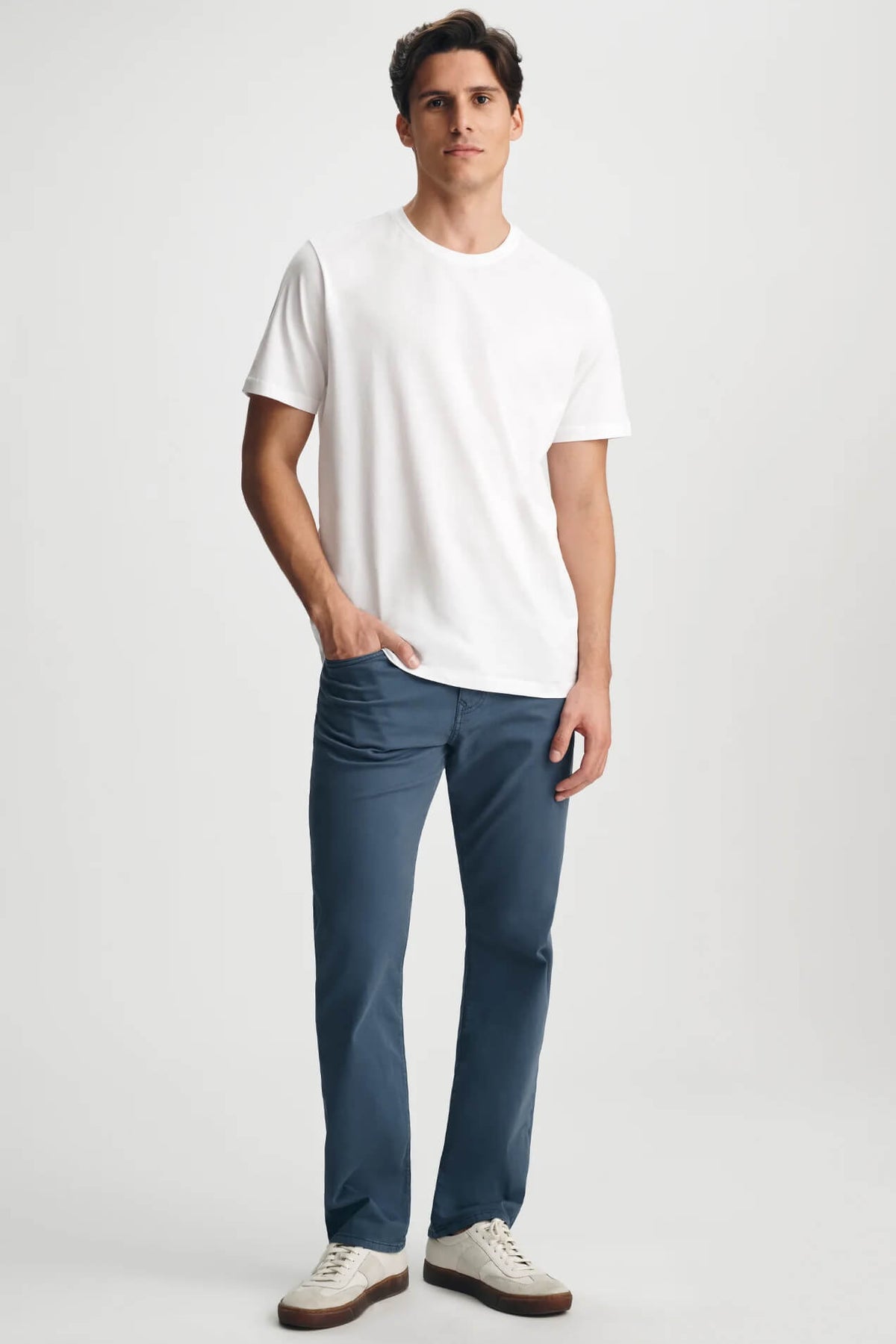 Mavi Matt Relaxed Straight Leg Pants men's twill trousers with relaxed fit through the hip and thigh and classic straight-leg silhouette.