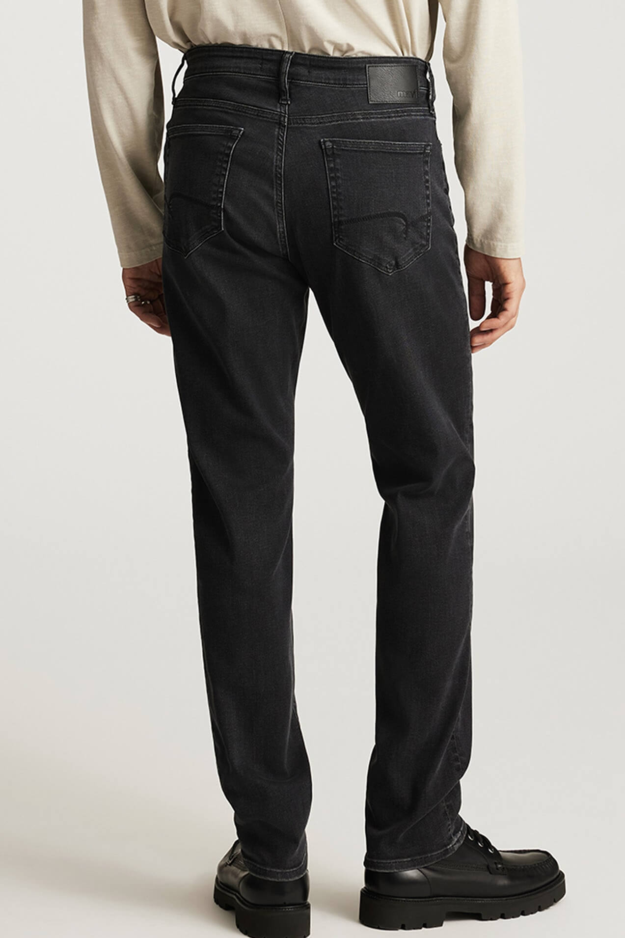 Mavi Steve Athletic Jeans in dark smoke supermove