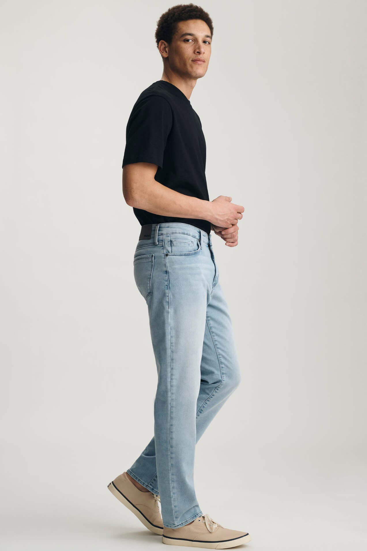 Mavi Steve Athletic Jeans in lt blue explorer