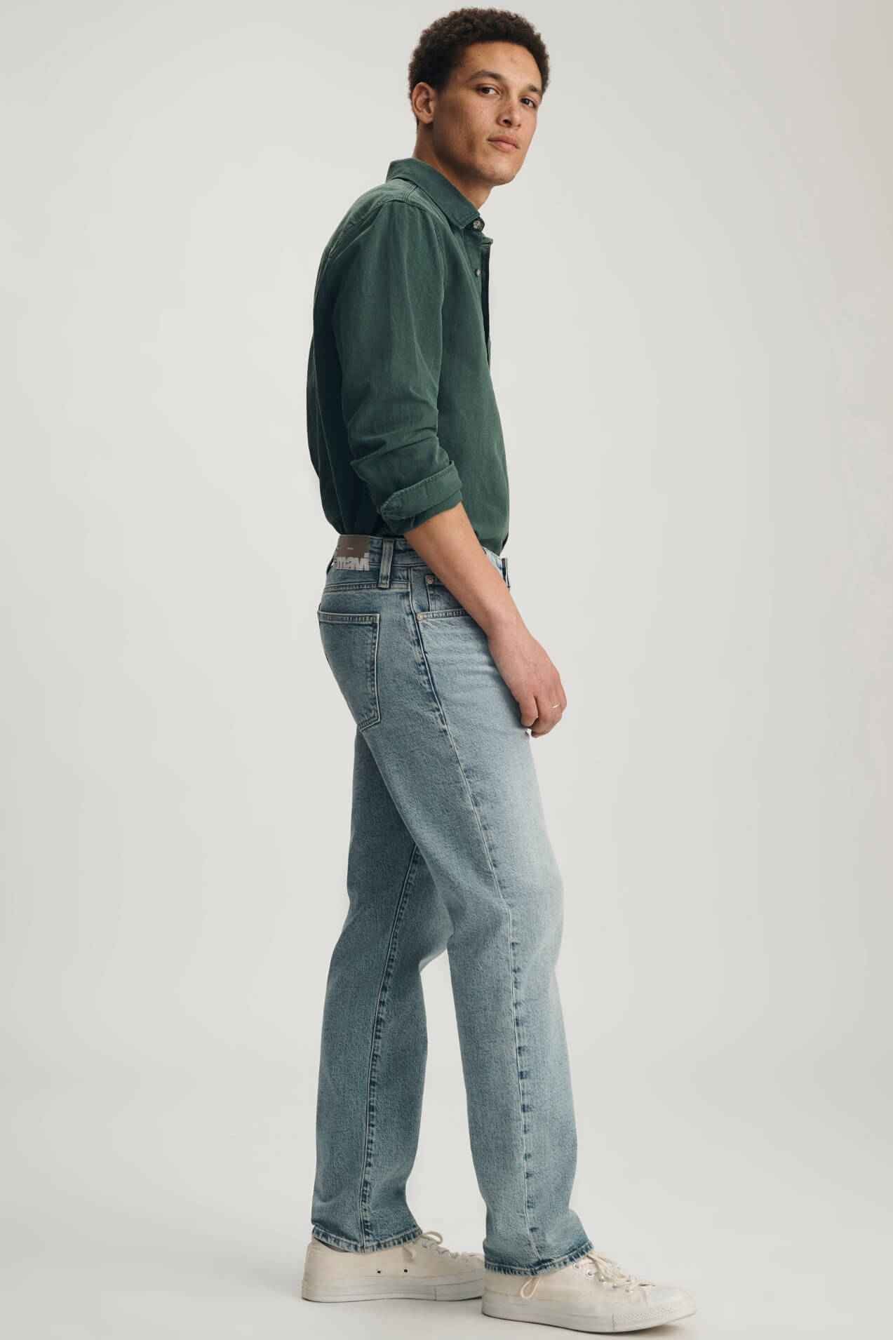 Mavi Zach Straight Leg in light shaded classic blue