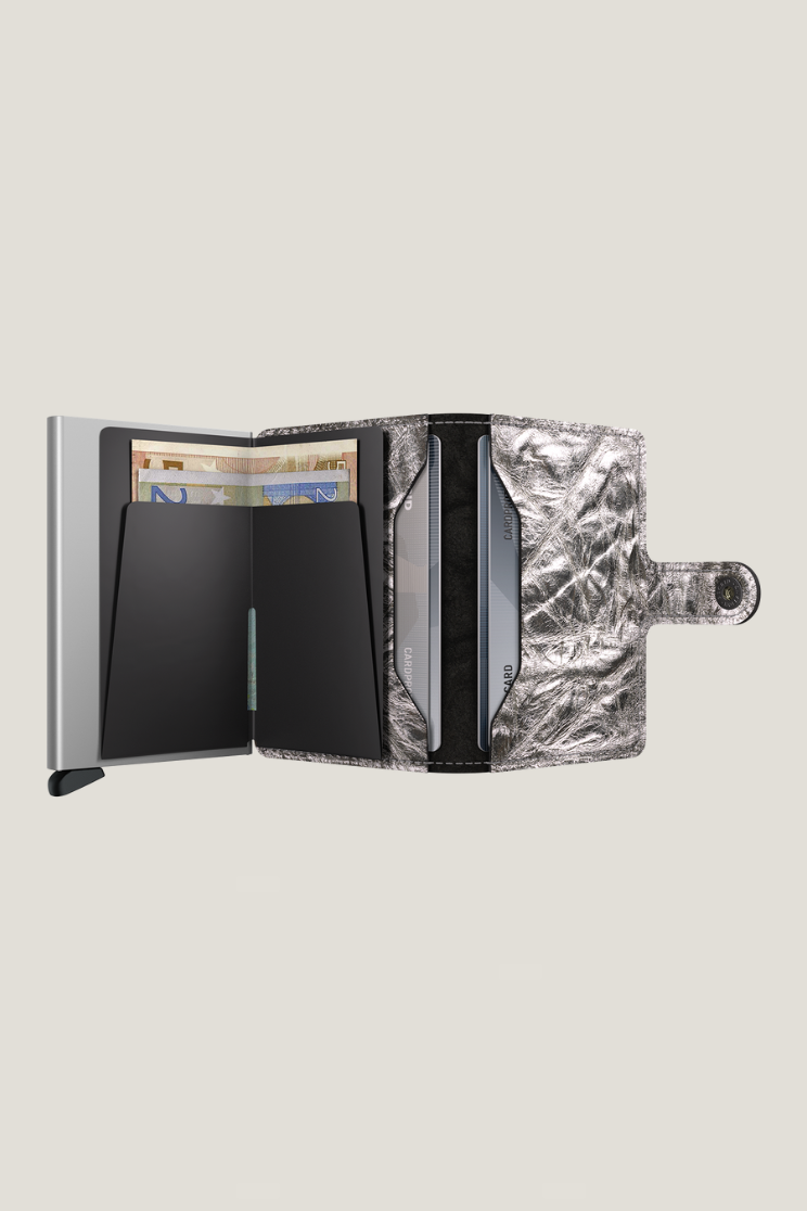 SEcrid metallic wallet in silver