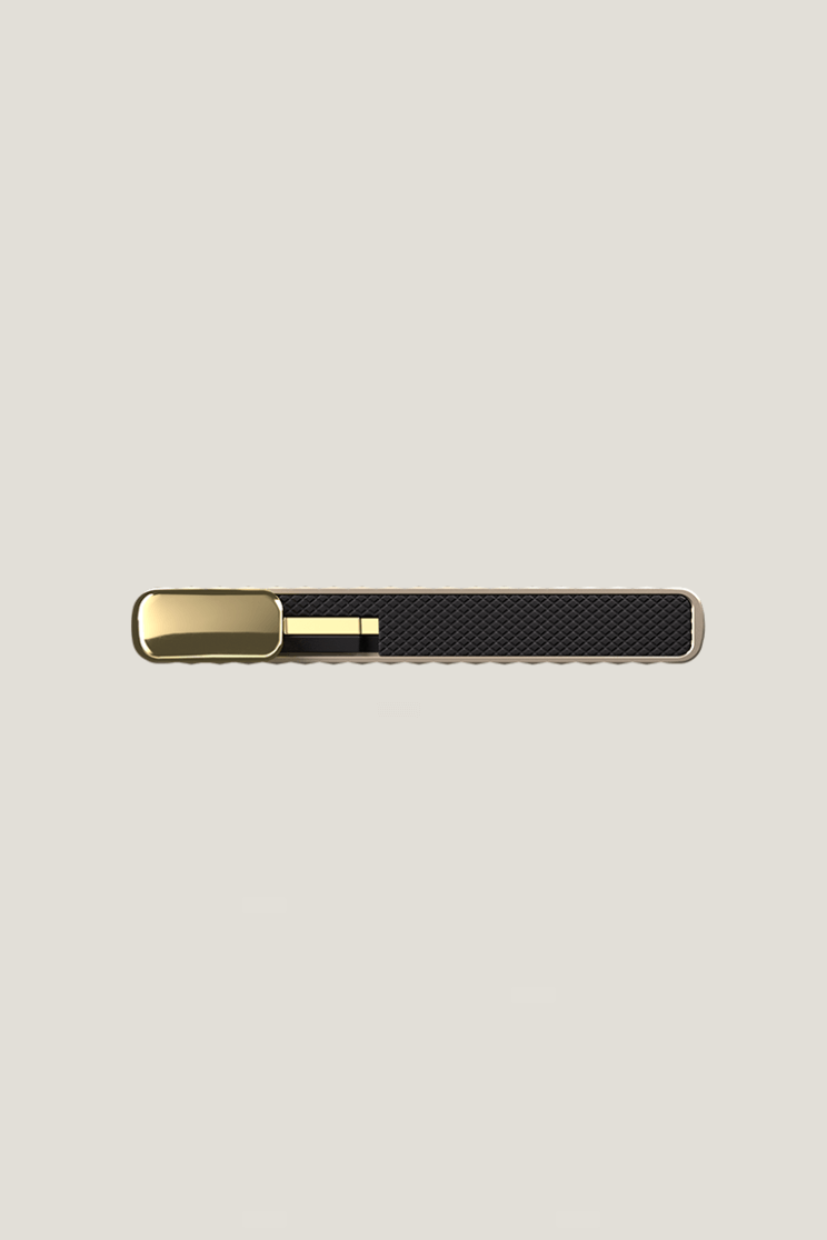 SEcrid aluminum cardholder in fluted cashmere