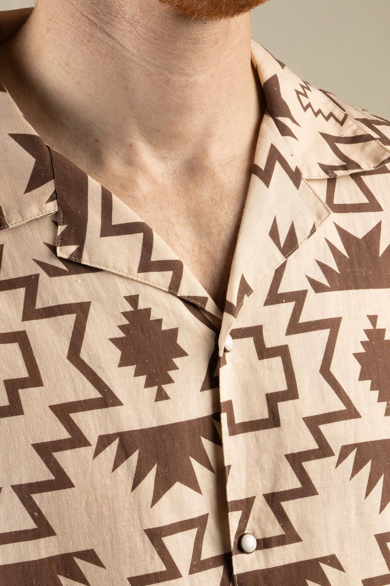 Sendero Padre Shirt in Chama Chevron close up