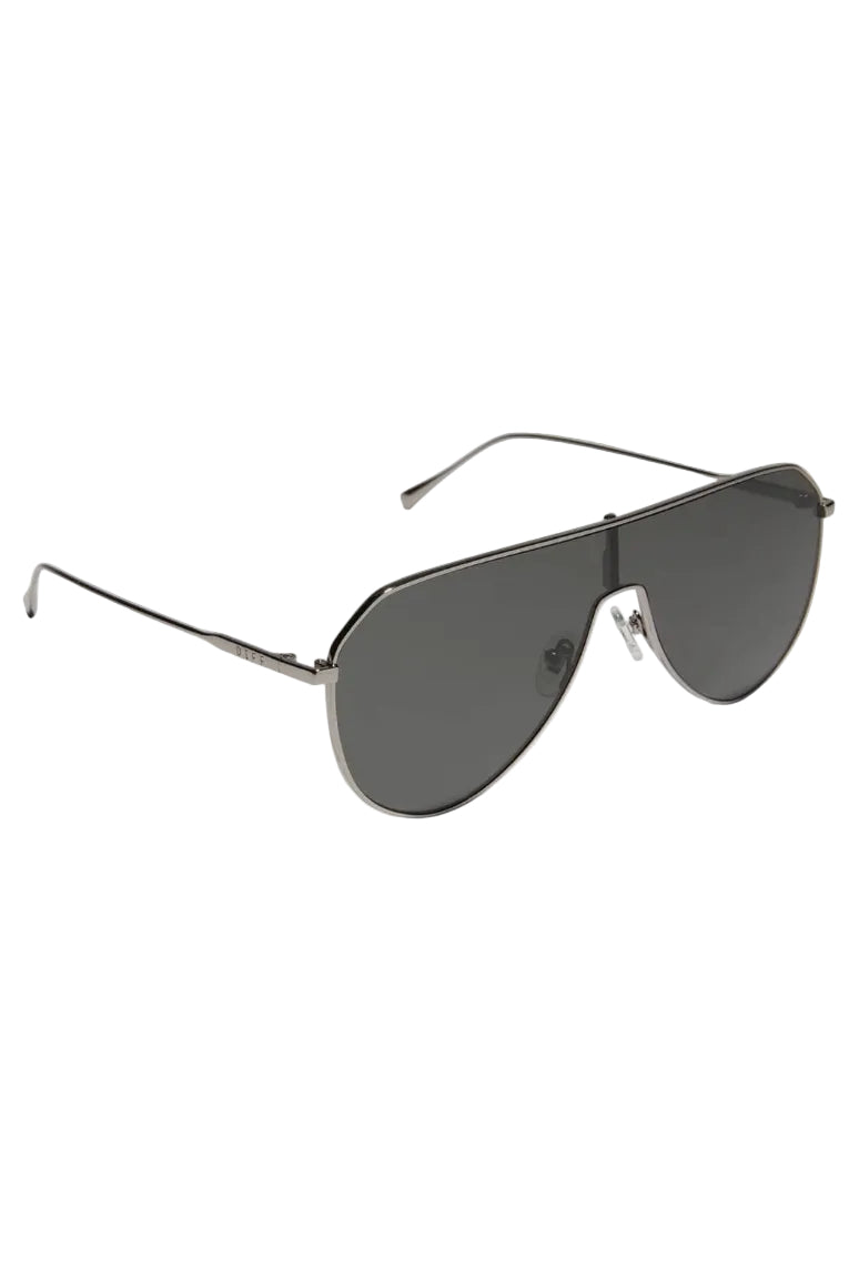 Diff Eyewear Dash Shield Sunglasses in Gunmetal Grey