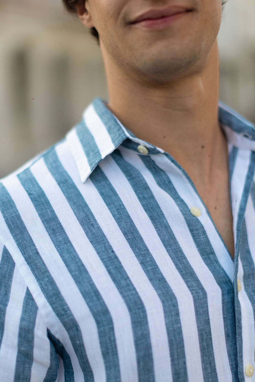 Alex Crane ola shirt in big wave close up