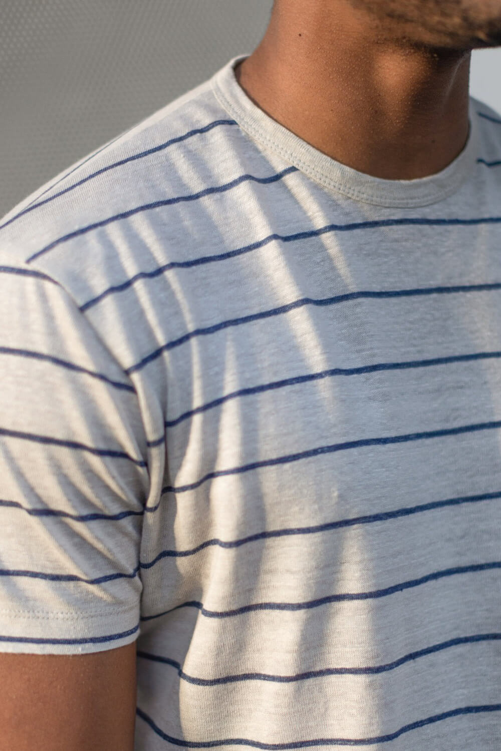 Alex crane sun tee in rio close up