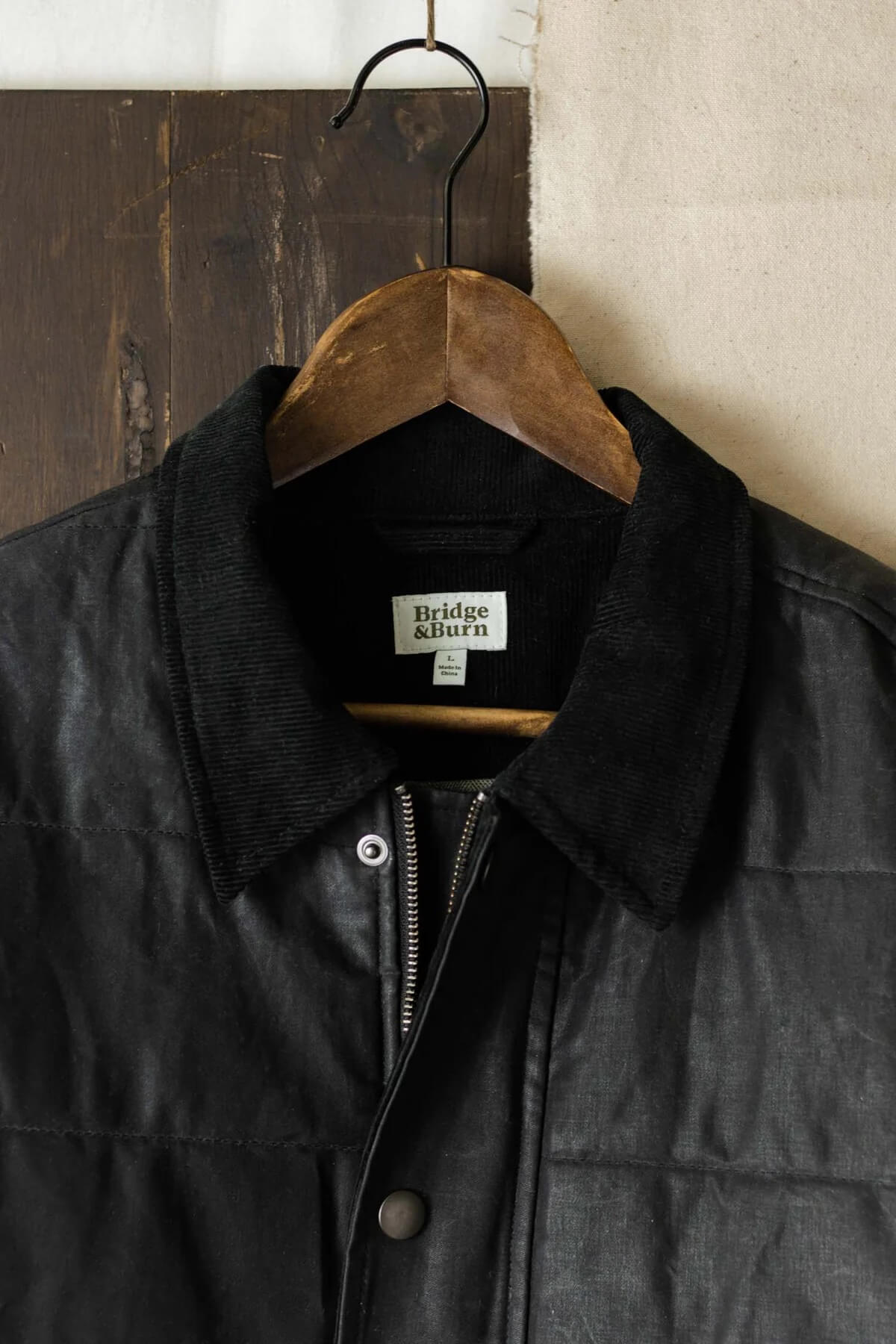 Bridge and burn The Holman Quilted Jacket in Black Waxed Canvas collar cose up