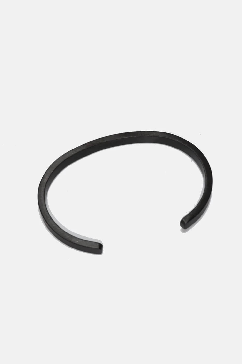 Curated Basics Mens Flat Cuff in Black back detail