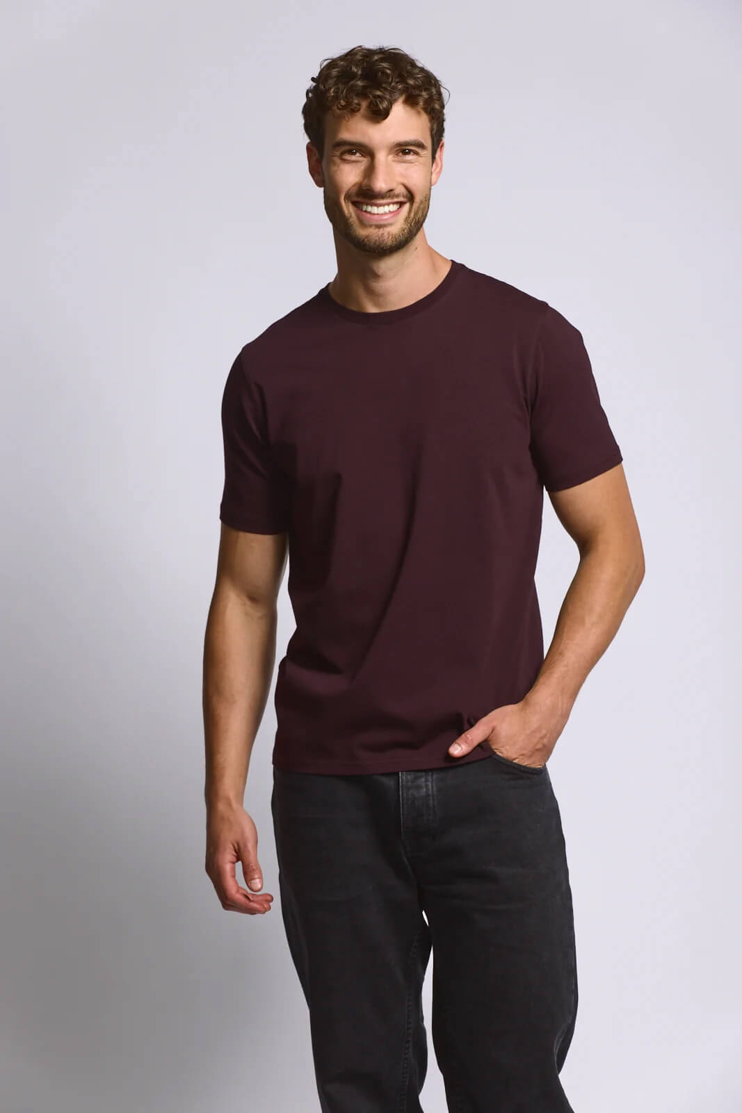 Easy Mondays Crew Neck T-Shirt men's lightweight cotton stretch tee with tailored fit and overstitched crew neckline.