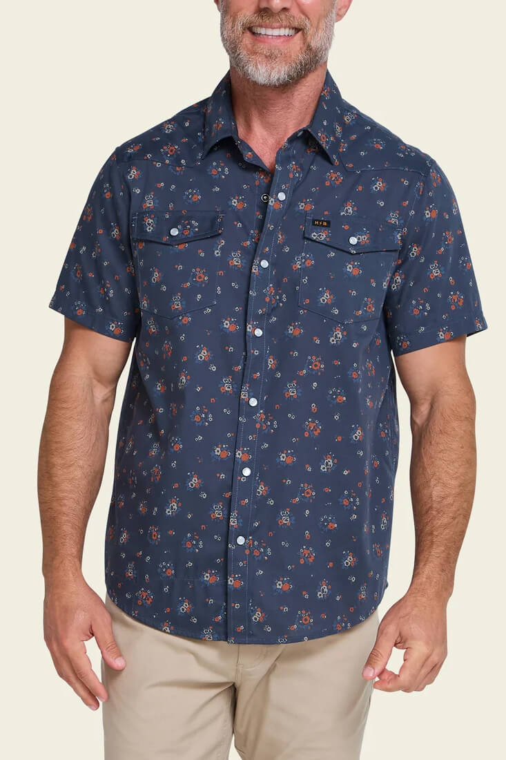 Howler Brothers H Bar B Snapshirt men's regular-fit short-sleeve western shirt with pearl snaps, western yokes, and shirttail hem.