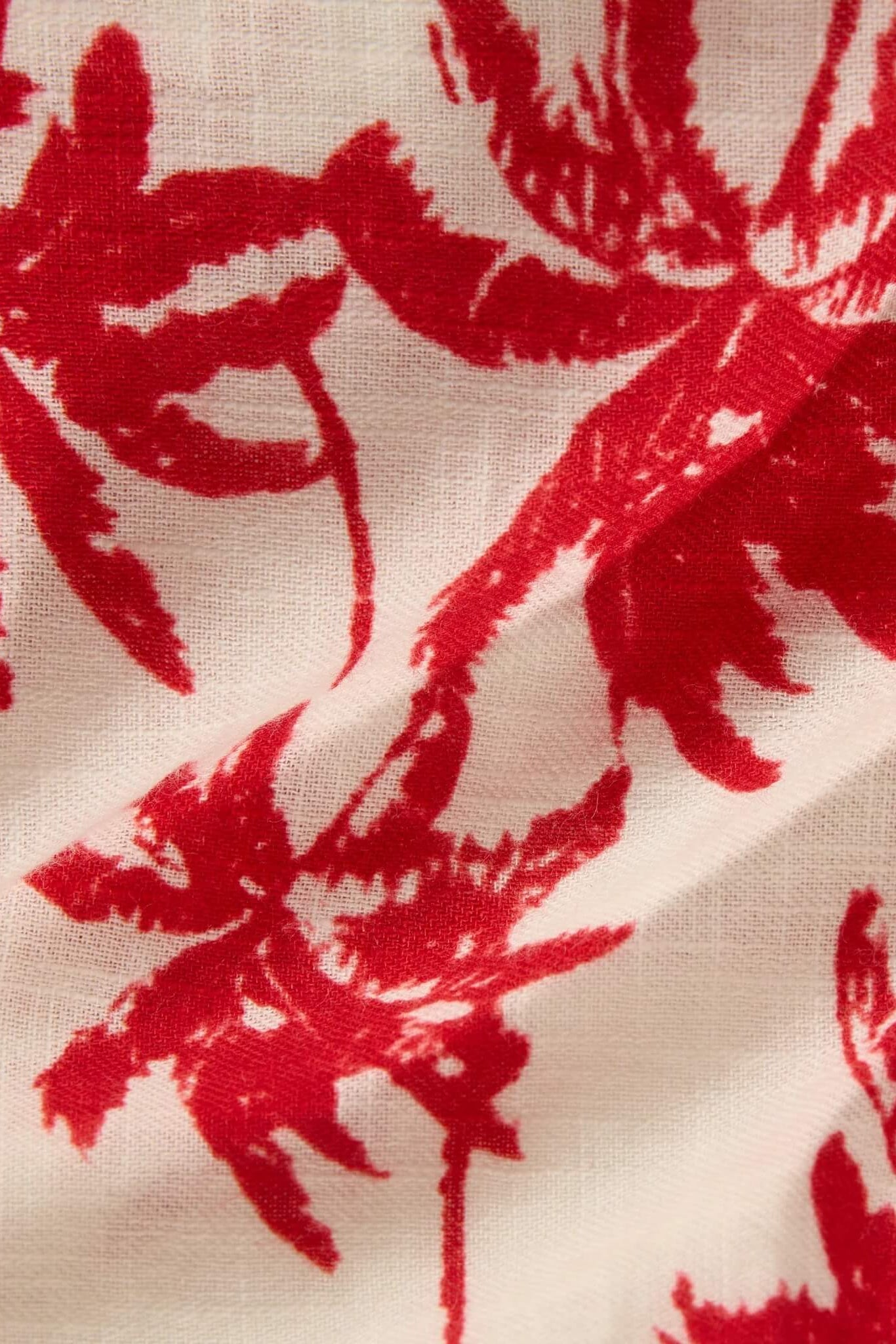 Grayers Cottage Loom Shirt in Fiery Palms fabric close up