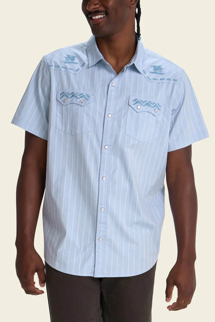 Howler Bros Crosscut Short Sleeve Deluxe Snapshirt in Surfbird Sky Oxford Dobby