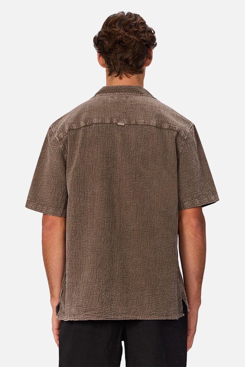 Industrie The Canyon Short Sleeve Shirt in Bark back fit