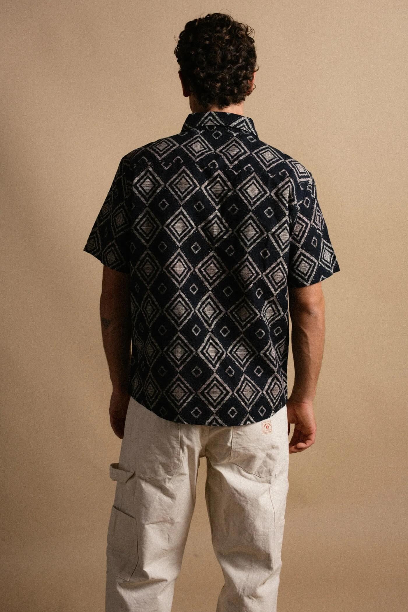 Iron & Resin Losage Shirt in Navy back fit