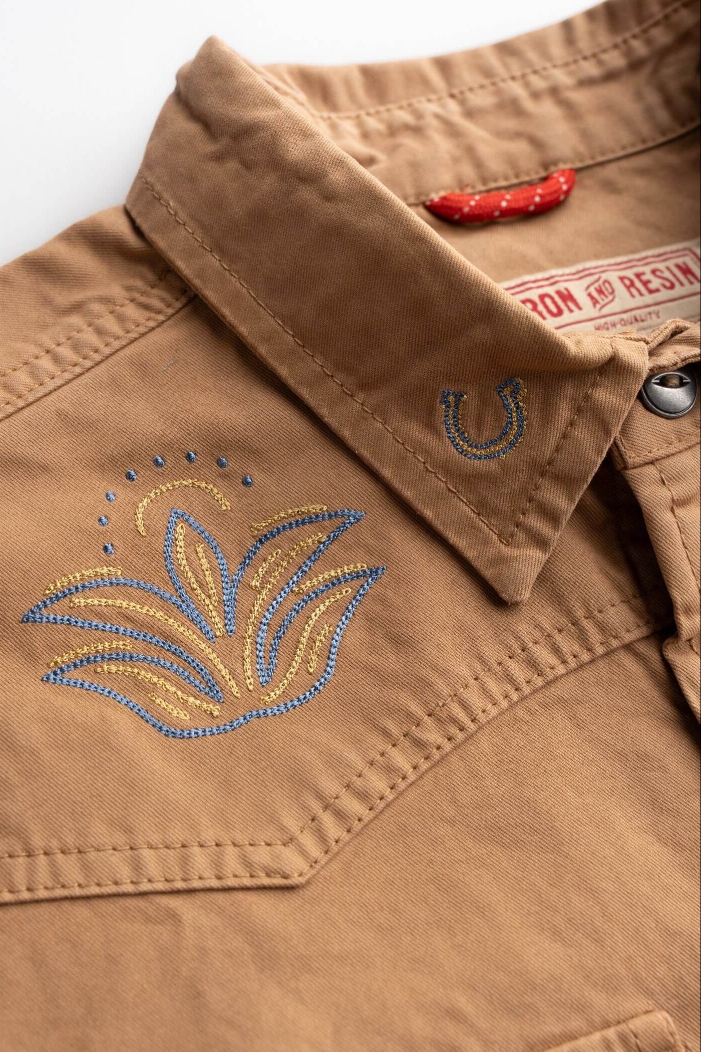 Iron & Resin Sapa Shirt in Beige collar close up