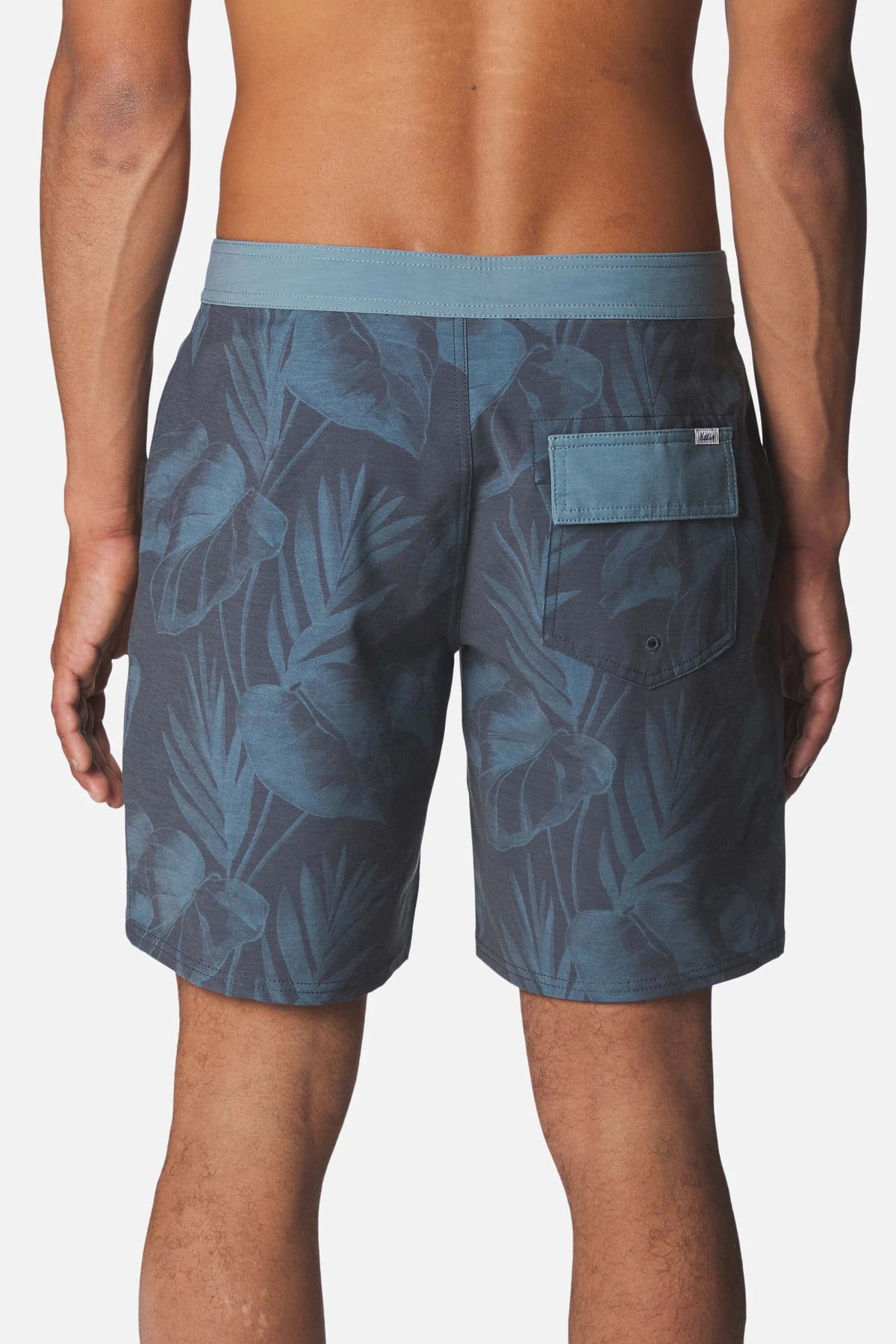 Katin Selma Hybrid Trunk in sea storm