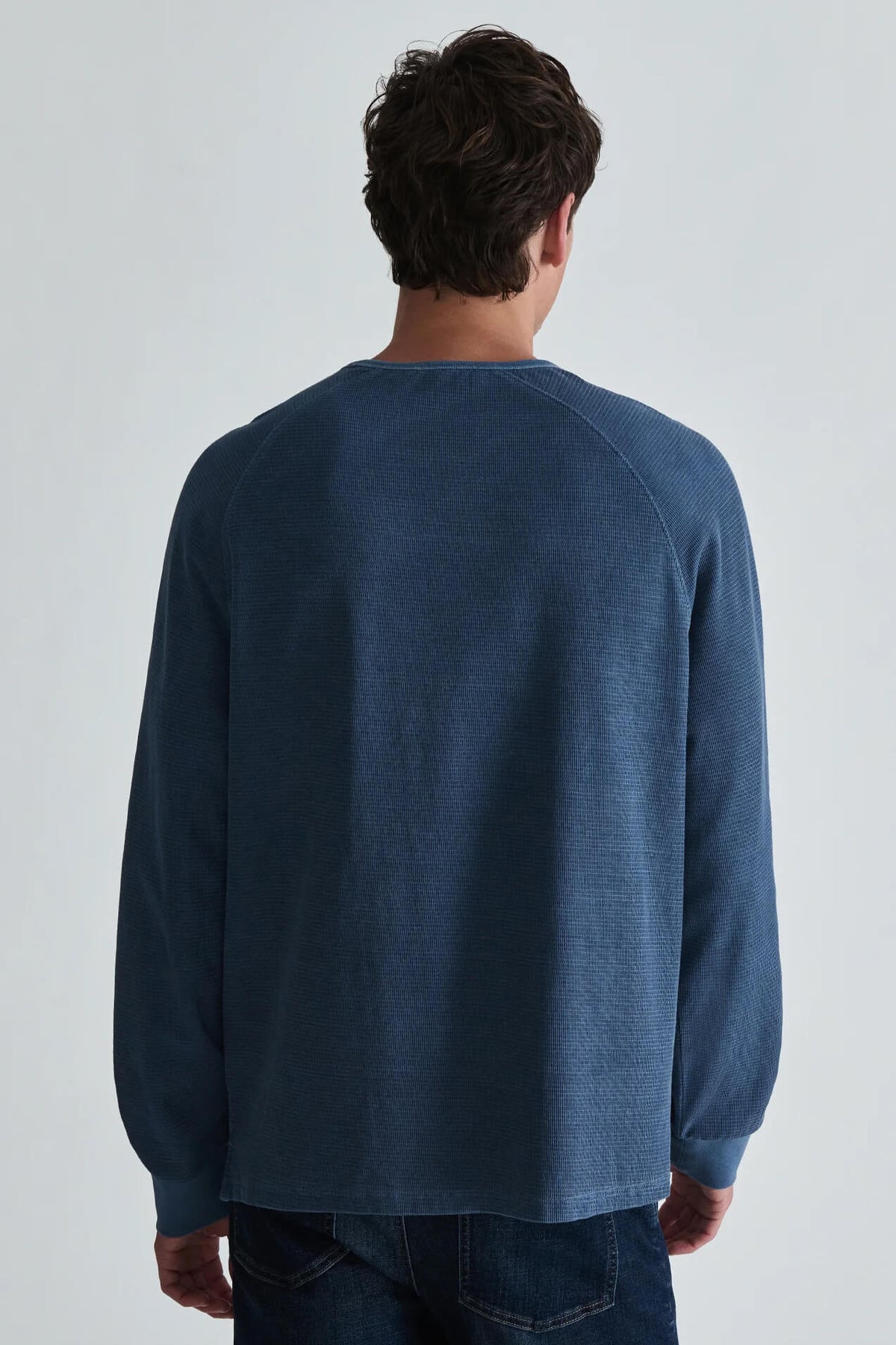 Mavi Interlock Raglan Long Sleeve T-Shirt men's regular-fit tee with raglan sleeves, ribbed trim, and soft interlock construction.
