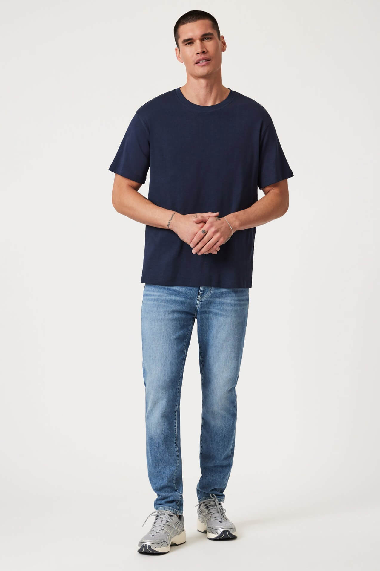 Mavi Steve Athletic Jeans in mid brushed classic blue