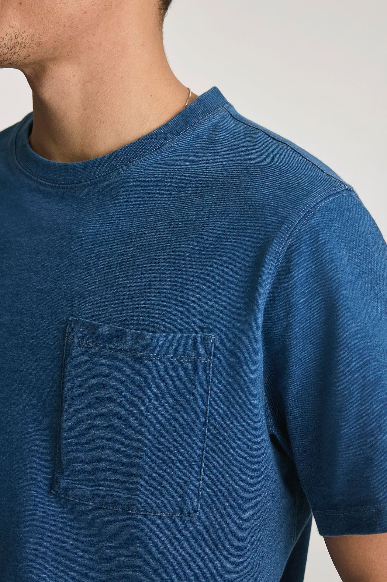 Mavi Pocket Tee in indigo
