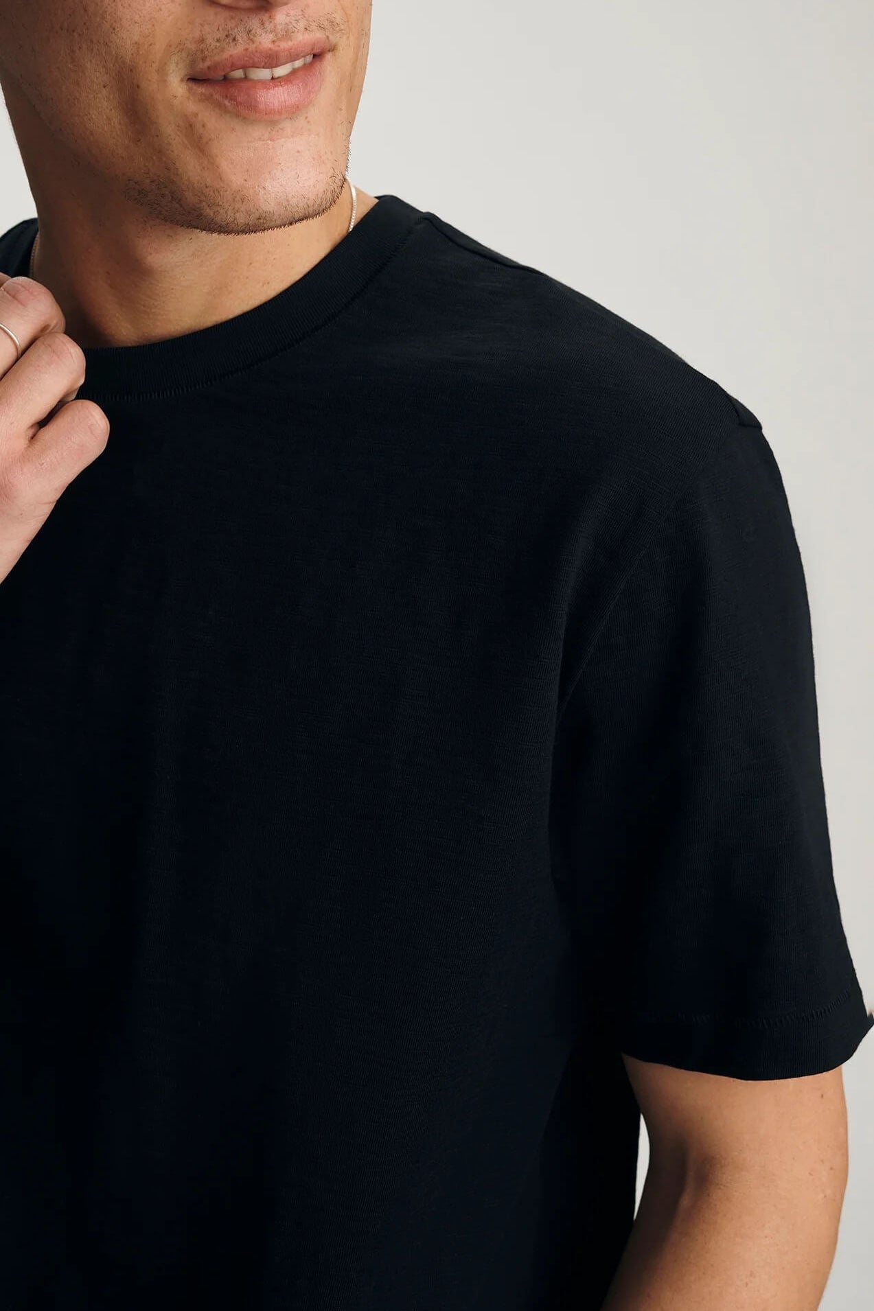 Mavi Short Sleeve Tee in black
