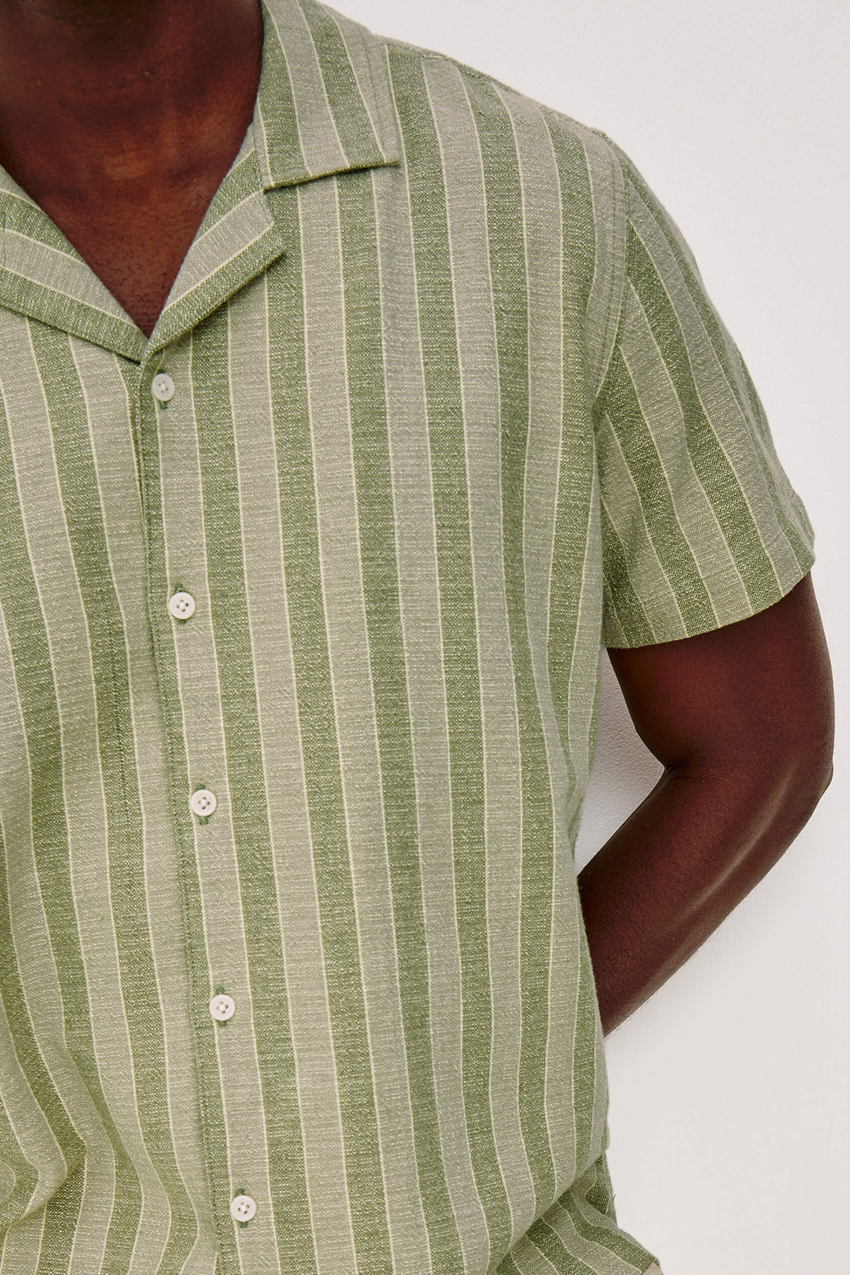 Rails Fielder Shirt in sage brush stripe details