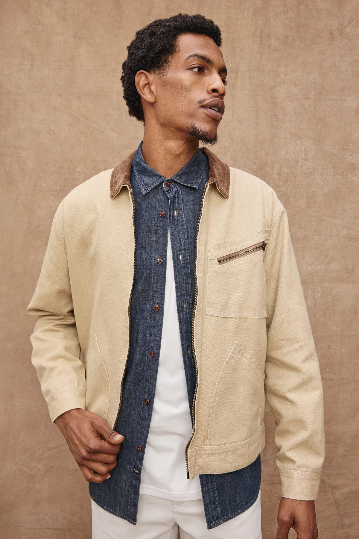 Rails Ketter Jacket men's cotton-hemp canvas trucker jacket with contrast corduroy collar and classic fit.