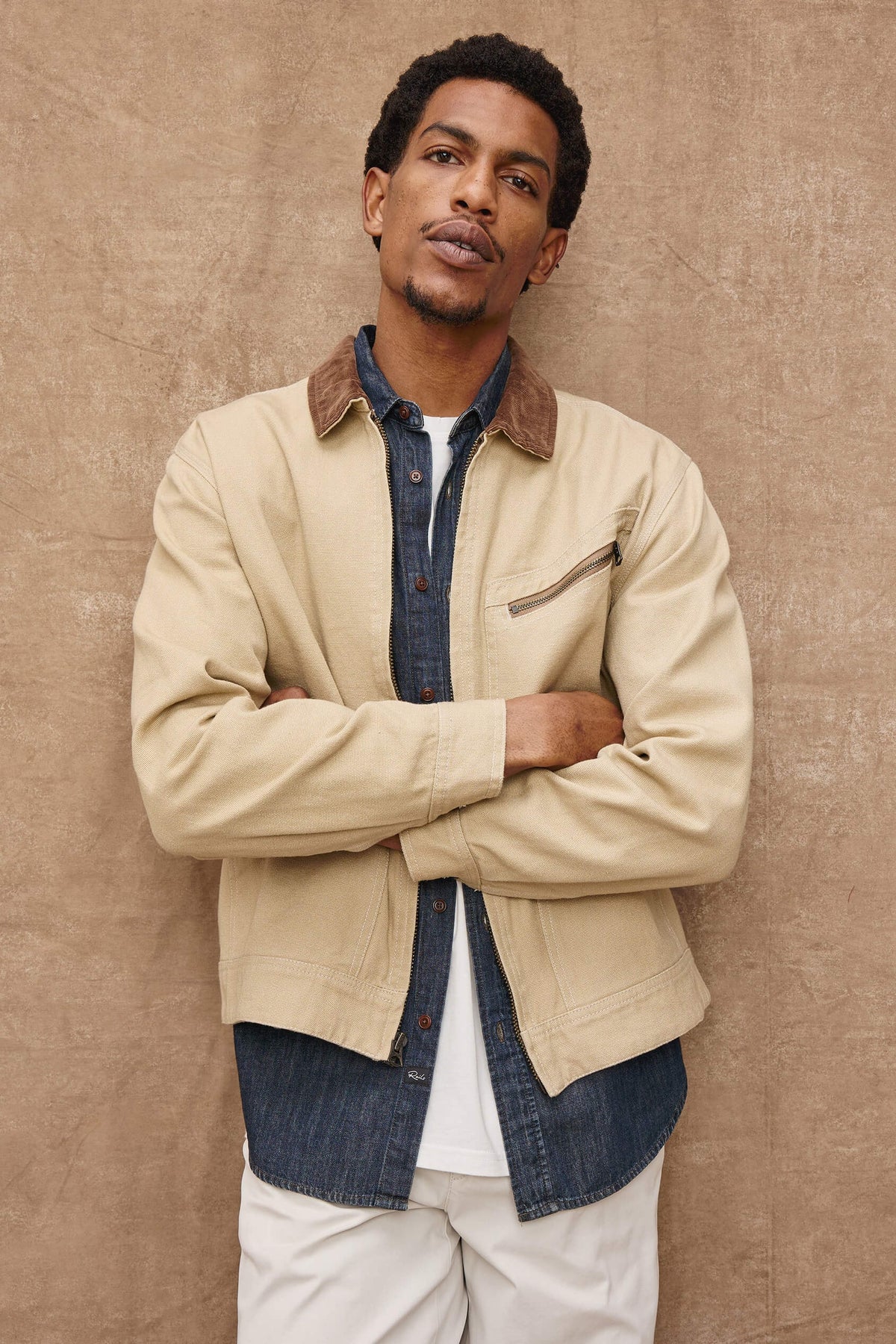 Rails Ketter Jacket men's cotton-hemp canvas trucker jacket with contrast corduroy collar and classic fit.