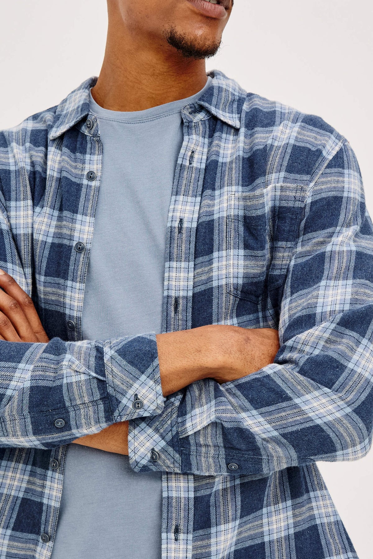 Rails Lennox Shirt men's plaid button-down with relaxed fit, spread collar, chest pocket and soft double-brushed fabric