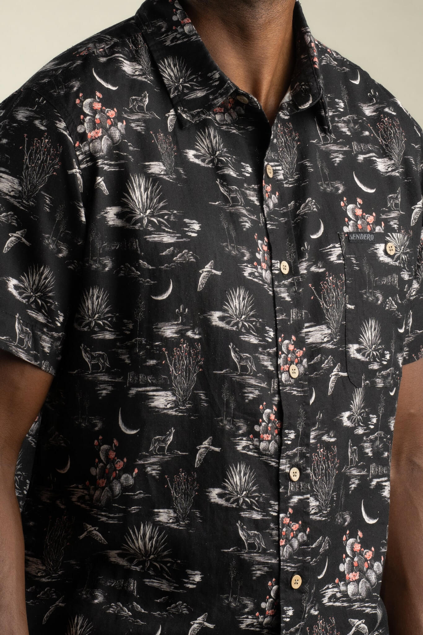 Sendero Provisions Co. City Slicker men's short sleeve button-up shirt with easy fit and chest pocket.