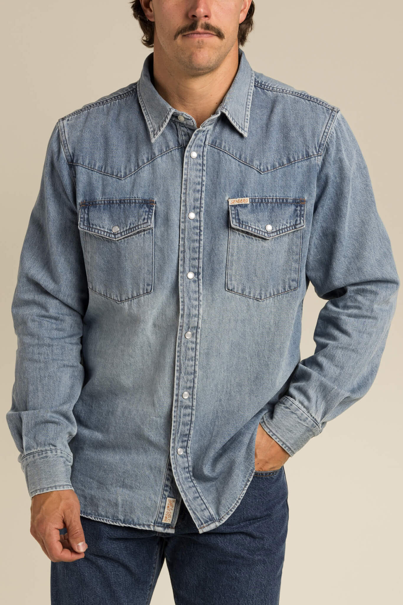 Sendero Wyatt Pearl Snap Shirt in vintage denim fit