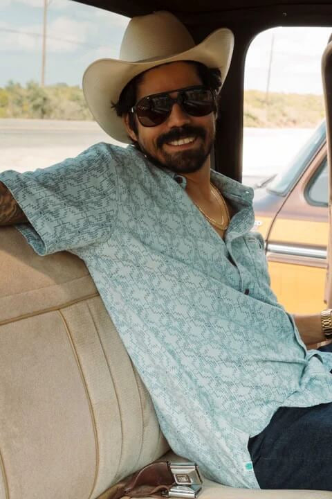 Sendero City Slicker SS Shirt in Arizona Chevron Faded Blue lifestyle